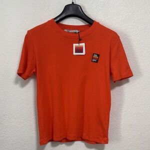 *NWT Zara purple magazine t shirt short sleeve Size M